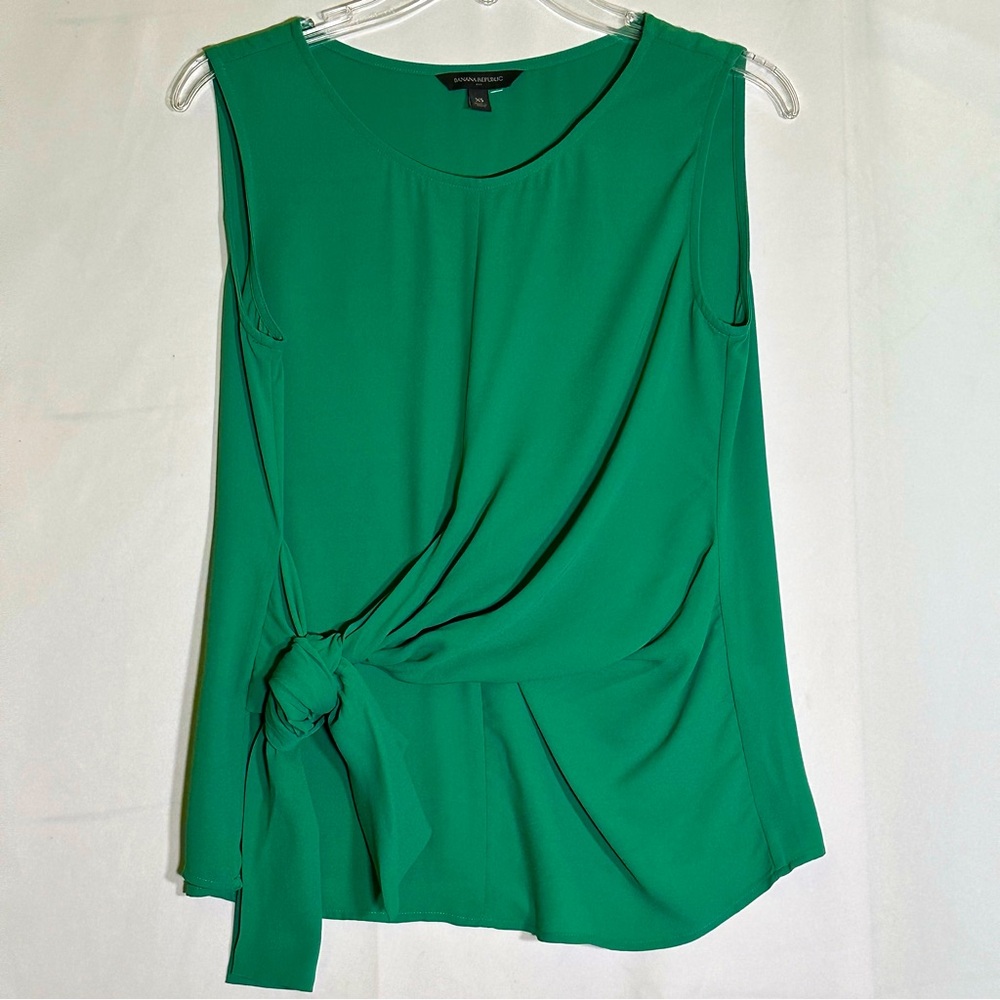 Banana‎ Republic Sleeveless Kelly Green Tie-Front Lightweight Top Women's XS